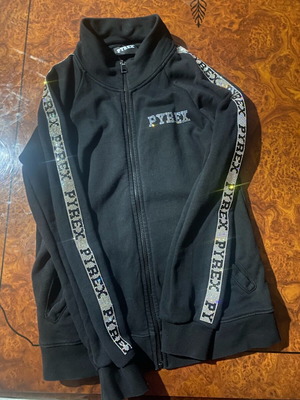 Pyrex black sweatshirt like new