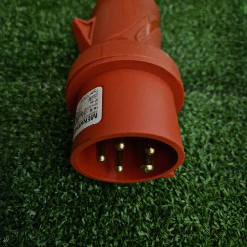 Industrial Power Plugs 3-Pole 220V and 5P 32A Male Set New
