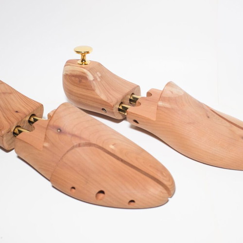 Cedar shoe trees size 40/41
