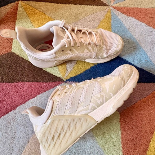 Adidas athletic shoes used, size 41, white