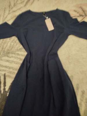 Women's dress new, unworn, size L / 40 / 12