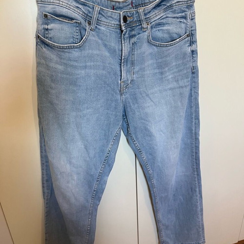 Zara women's jeans size 40 used with ink stain
