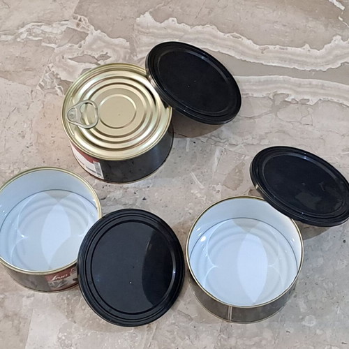Metal tins new, set of 3 with plastic lid