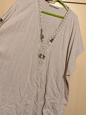 Mat oversized linen kaftan tunic with shells, like new, beige, size L