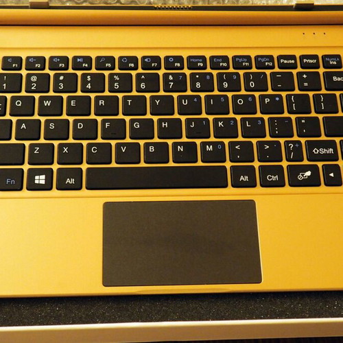 Onda Obook Tablet Keyboard new with 2 USB ports