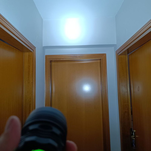 Bicycle light 16xCREE XM-L T6 U2 LED new with charger and battery