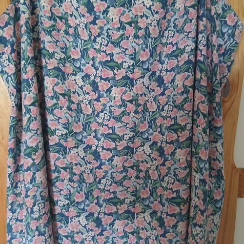 LC Waikiki colorful tank top like new, size 44