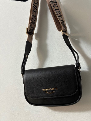 Armani crossbody bag black new