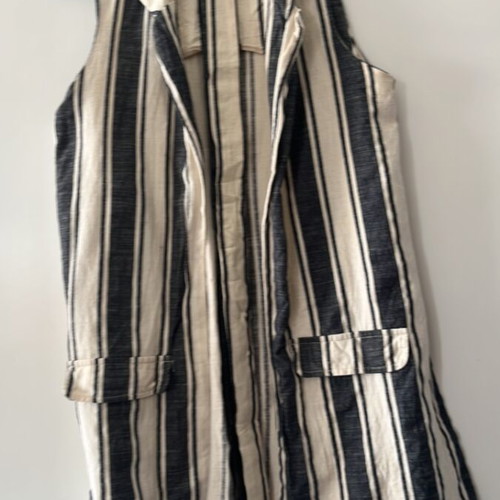 Sleeveless vest with belt and side openings, used, JusTop