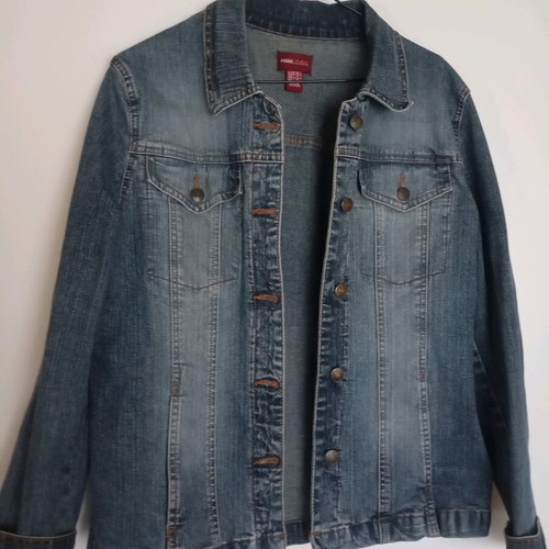 Denim jacket like new, blue, stretchy size 44
