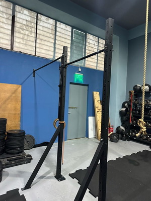 Μονόζυγο σαν καινούργιο με ρυθμιζόμενο μήκος και βάση