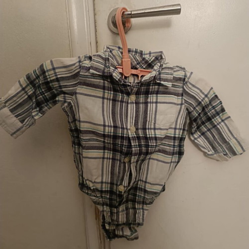 Babygap baby shirt like new, 6-12 months