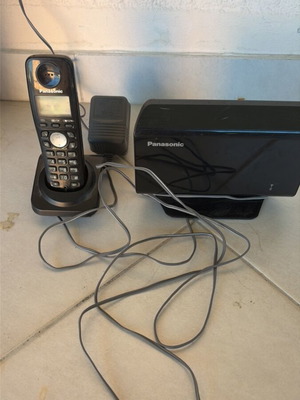 Panasonic TW500GRBV GSM DECT ασύρματο τηλέφωνο, μαύρο
