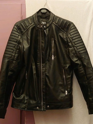 Zara men's medium jacket used with sleeve issue