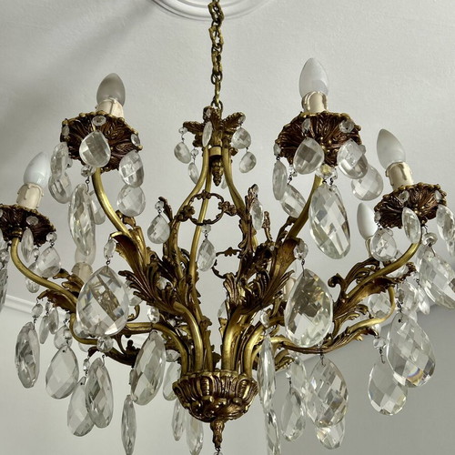 Vintage eight-arm chandelier like new, bronze with crystal decoration
