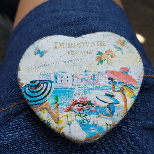 Vintage folding heart-shaped pocket mirror with Dubrovnik souvenir inscription