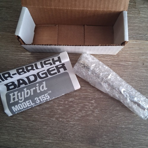 Badger Hybrid Airbrush Model 3155 unused