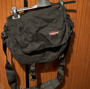 τσάντα eastpak
