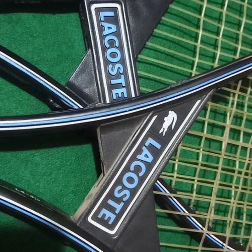 Lacoste Mid Master 4 350 320 L4-4 1/2 Tennis Racket Set like new with case