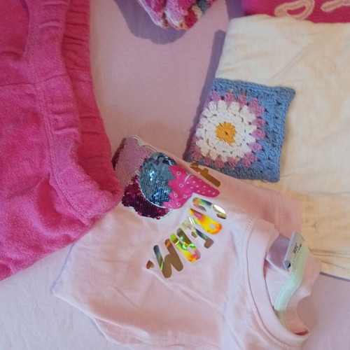 Pack of children's clothes, size 7-8 years, pink