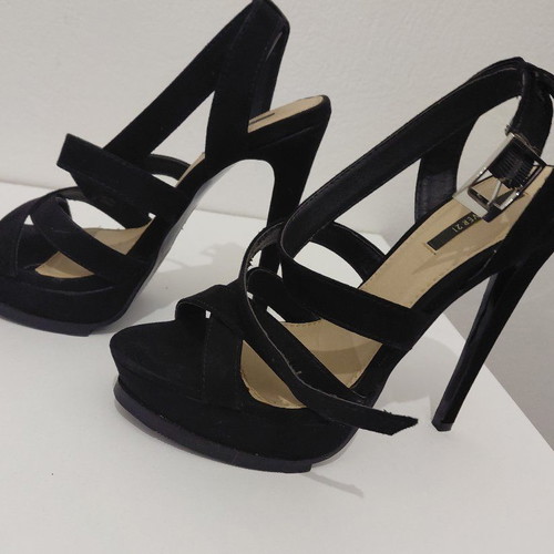 Forever 21 black platform sandals size 37 used with strap wear