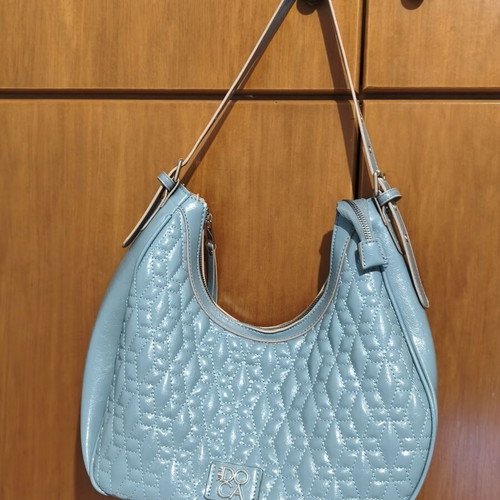 Doca blue leather shoulder bag, light blue