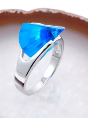 Blue Topaz Crystal ring in silver platinum plated 925 new