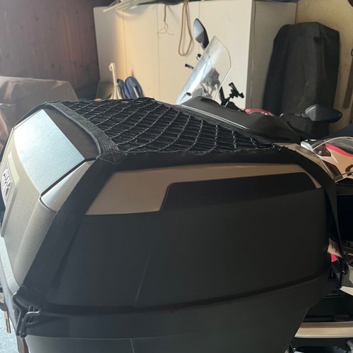 Givi Monolock 45Lt motorcycle top case with base