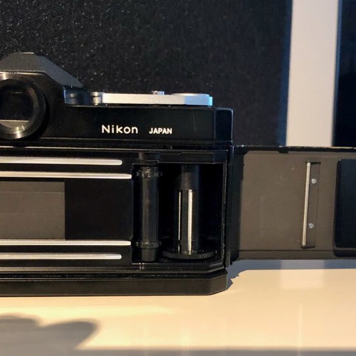 Nikon FTN SLR film camera like new with Nikkor-H 50mm f/2 lens