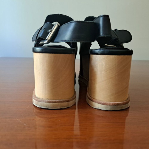 Jeffrey Campbell leather platform sandals with wooden sole and vinyl detail size 36.5-37 like new