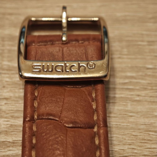 Swatch wristwatch women's used with camel strap and gold details