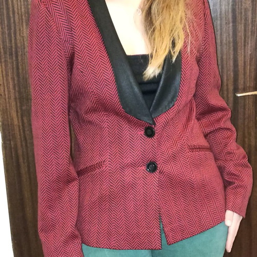 Luccil.B women's jacket used, herringbone pattern red and black, size L