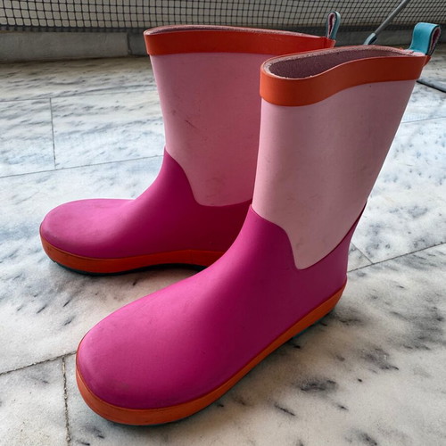 Marks & Spencer Waterproof Girls' Rain Boots Size 34.5 Like New