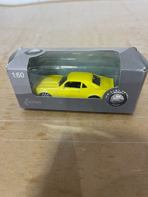 Chevrolet Camaro z28 1:60 sealed miniature new