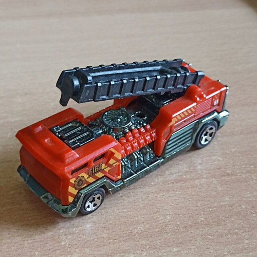 Hot Wheels 5 Alarm Dragon Drive 2008 1:64 scale
