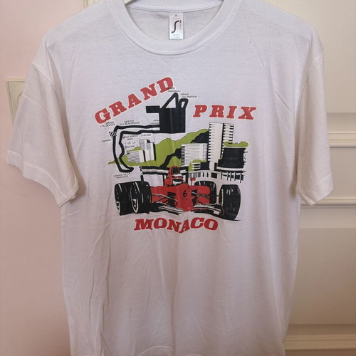 Grand Prix white short-sleeve t-shirt like new, medium
