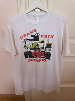 Grand Prix white short-sleeve t-shirt like new, medium
