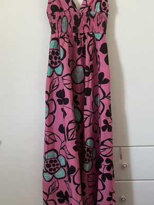 Zara maxi dress used, pink with floral pattern, size XS