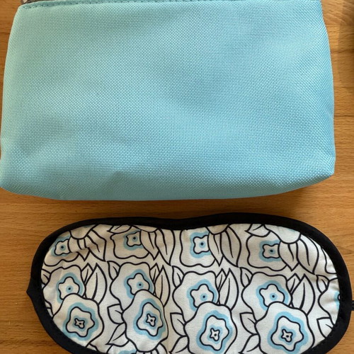 Sleep mask new, light-blocking satin fabric with pouch