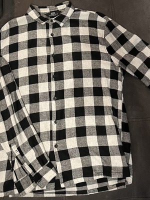 Bershka men's shirt size XL, black and grey