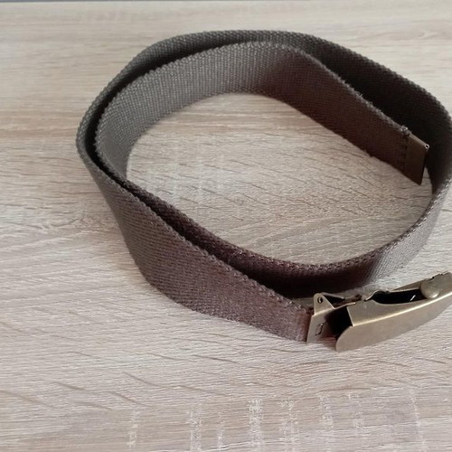 Khaki Belt - Length: 115.5cm (110 up to the buckle)