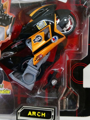 Maisto Cykons Transformable Motorcycle Arch toy