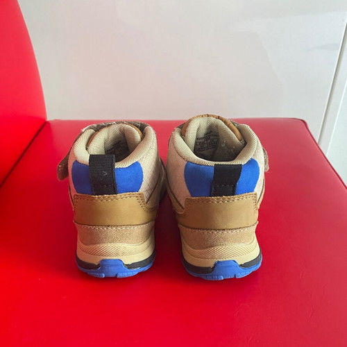(22) Zara sneakers, canvas shoes, boots