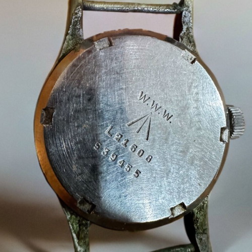 Record Dirty Dozen WWII watch used, British Army