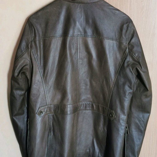 Leather jacket like new, Italian, brown, size medium