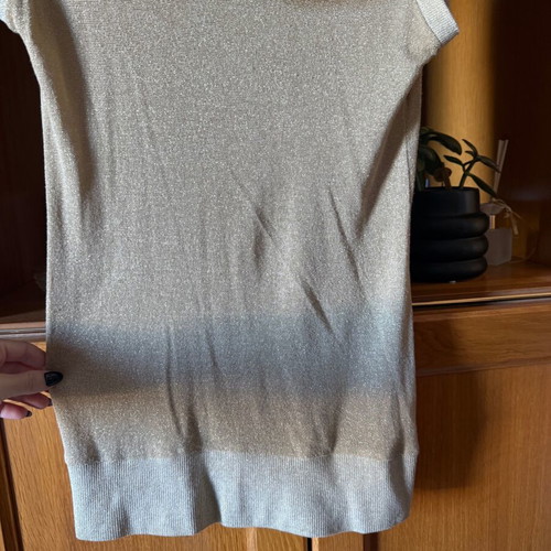 Sleeveless knitted blouse with gold thread new, beige gold