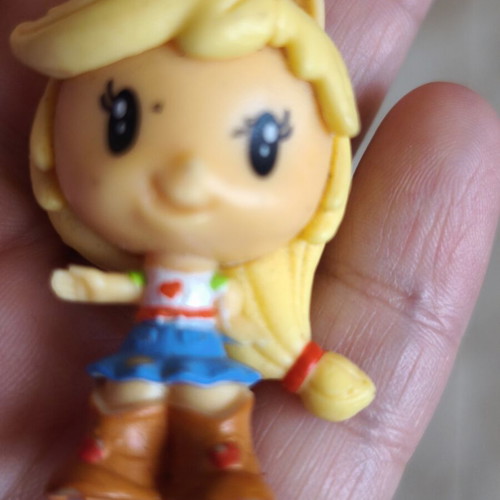 My Little Pony mini figures used, Rarity and Applejack set