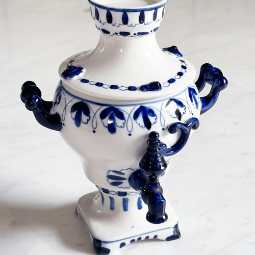 Samovar Gzhel handmade porcelain vintage 1980s used, height 23 cm