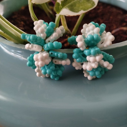 Vintage Cluster Earrings 60's Like New Turquoise Blue White