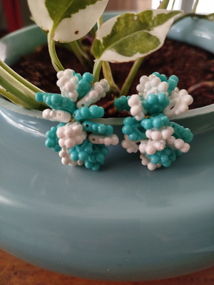 Vintage Cluster Earrings 60's Like New Turquoise Blue White